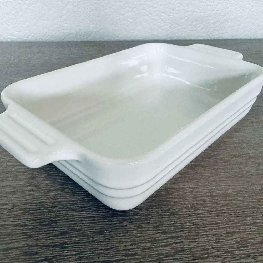 LeCreuset Rectangular Baking Dish White - Picture 2 of 4